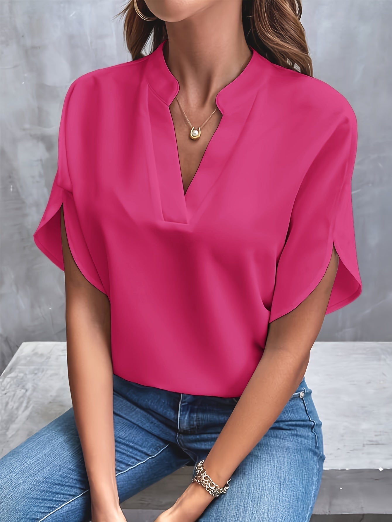 Elora | Relaxed V-Neck Top