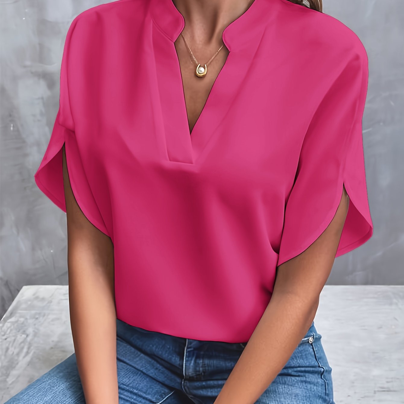 Elora | Relaxed V-Neck Top